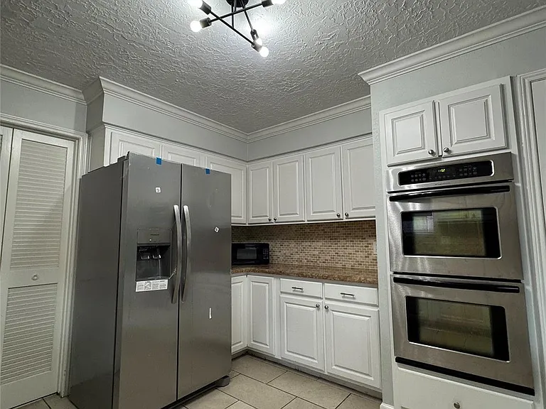 9006 Covent Garden St — Photo 4