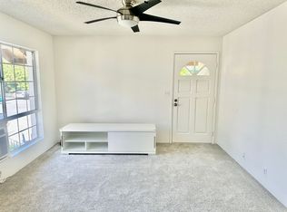 616 Mananai Pl #22U, Honolulu, HI 96818