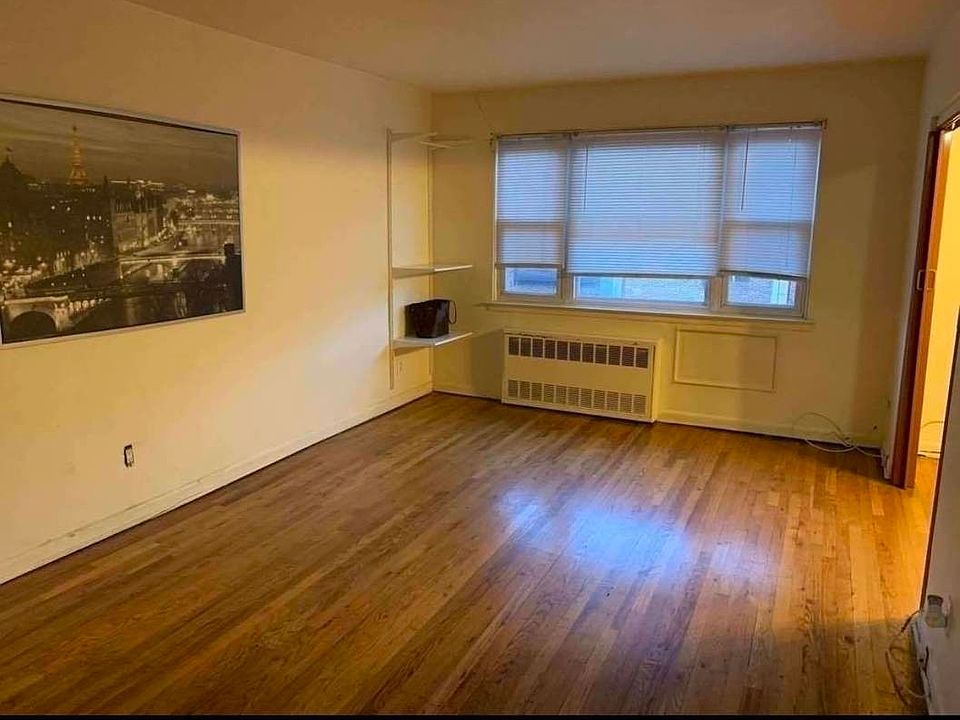 1st image of 35-24 32nd St #L3