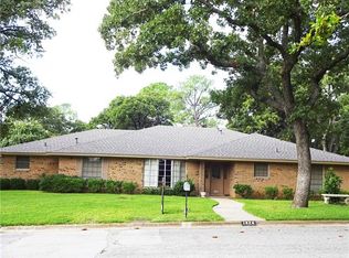1424 Ridgecrest Cir, Denton, TX 76205