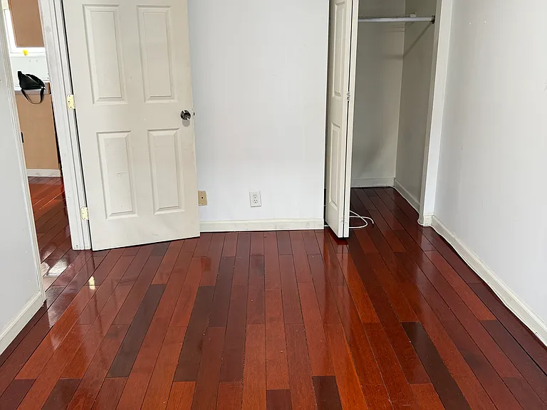 917 S 16th St #3 — Photo 2