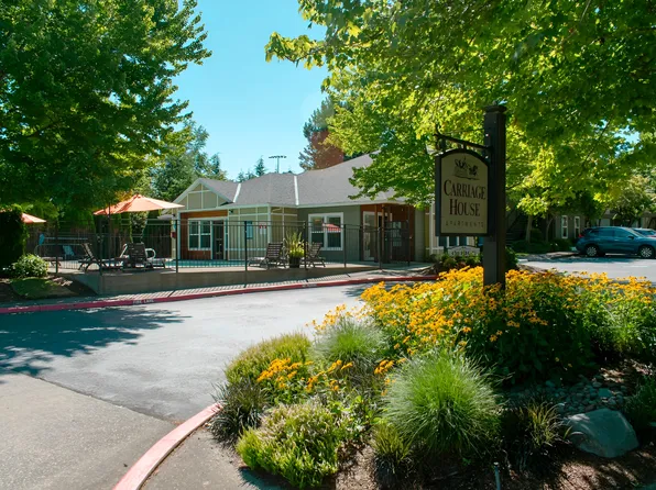 Carriage House Apartments