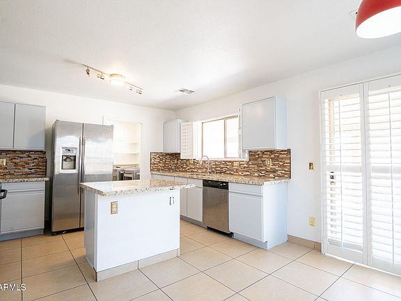 5th image of 8055 W SANNA Street