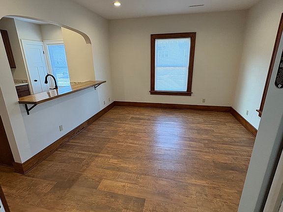 2nd image of 3226 West St Unit 2