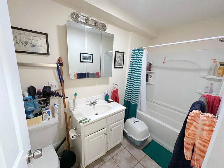 377 Columbia St #2 — Photo 14