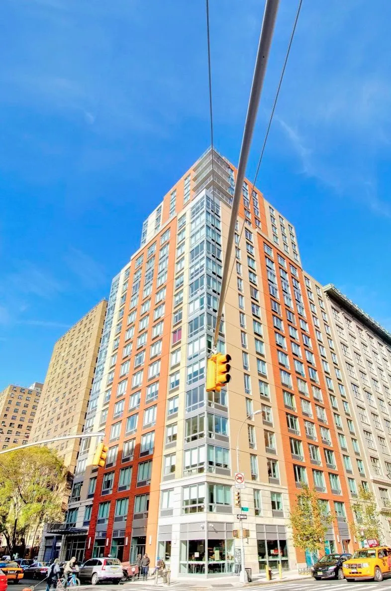 401 West 25th Street in West Chelsea : Sales, Rentals, Floorplans |  StreetEasy