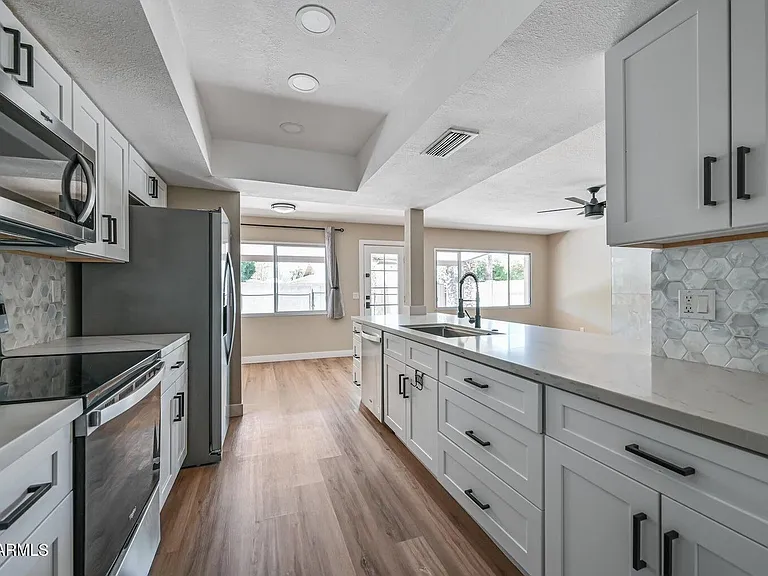 5930 S Juniper St — Photo 11