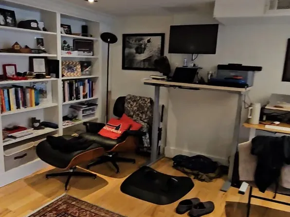 320 Bedford Avenue image 11 of 11