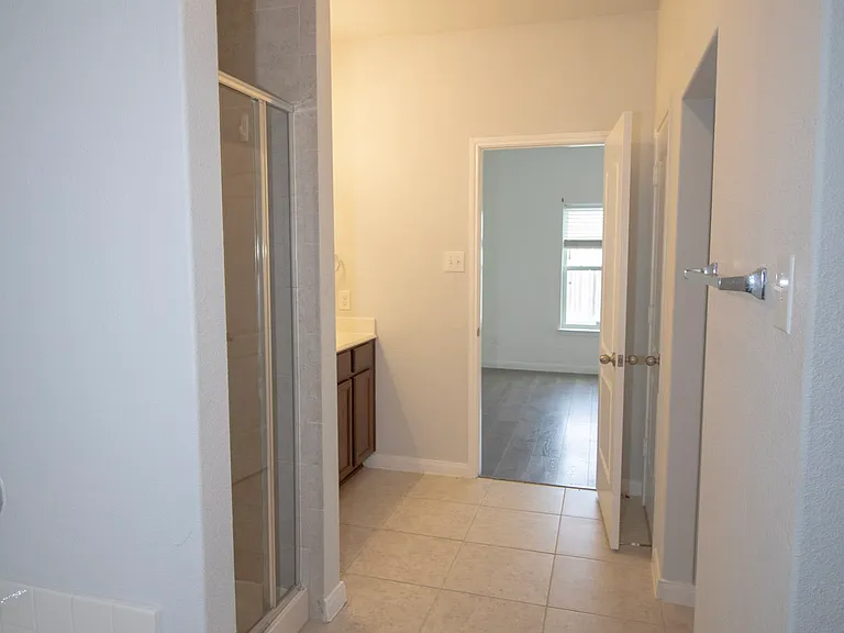 223 Magnolia Dr — Photo 6