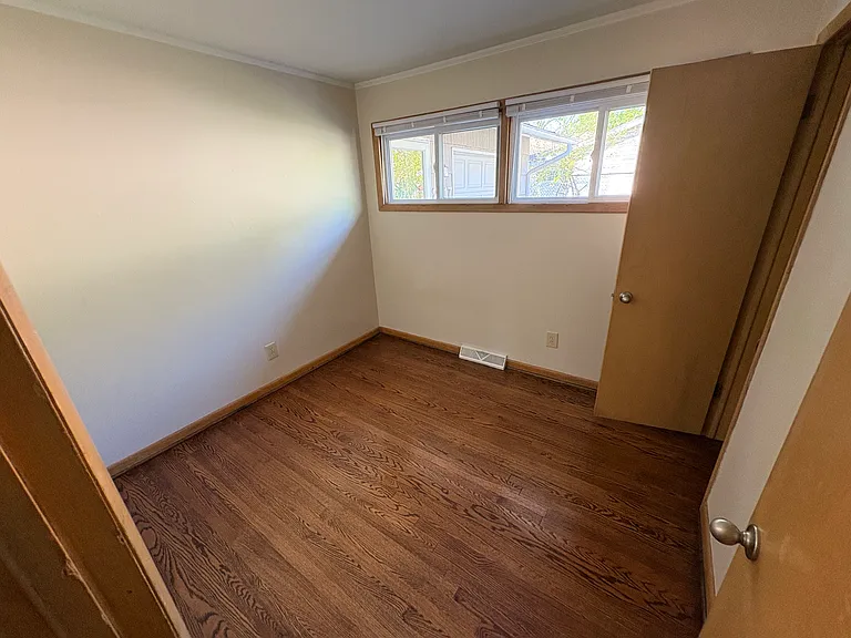 2317 Edgevale Rd — Photo 9