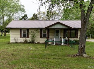106 Rose St, Crocker, MO 65452