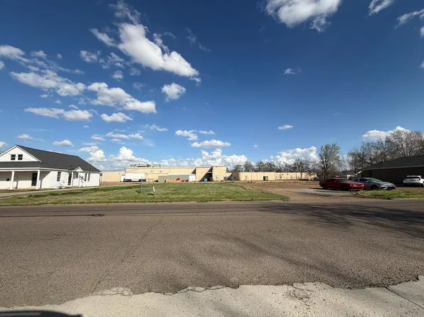 210 N Chrisman Ave, Cleveland, MS 38732