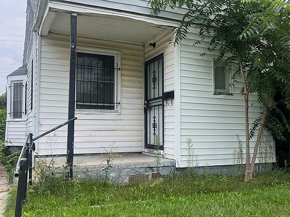 2nd image of 14000 Mendota St