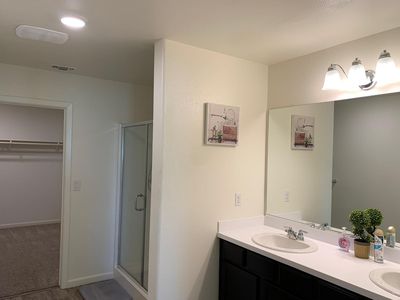 2948 N Church Ct, Visalia, CA, 93291