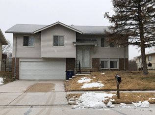 1264 Colbert Ct, Florissant, MO