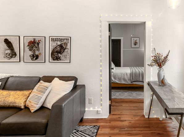 39 N Clarkson St APT A