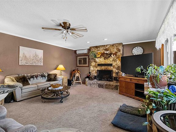 5th image of 284 Prospect Lake Rd