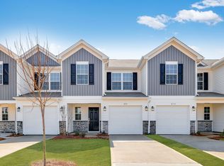 256 Plumtree Ct, King, NC 27021