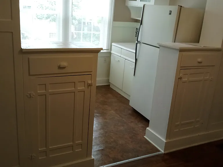 Kitchen cabinets