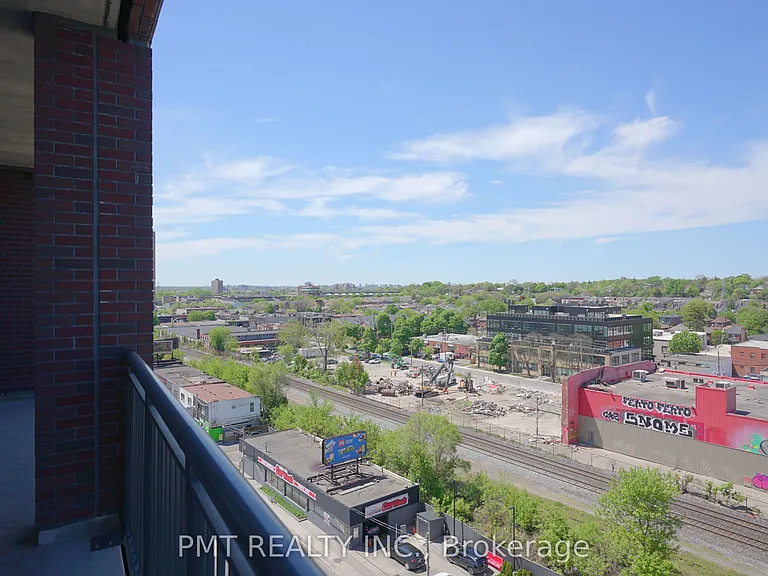 1185 Dupont St #719 — Photo 30