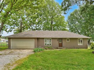 400 N Dogwood Street, Strafford, MO 65757