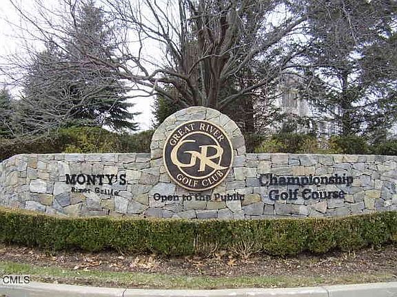 2nd image of 7 Myrtlewood Dr