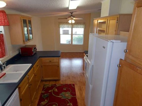 3rd image of 11108 Maverick Dr