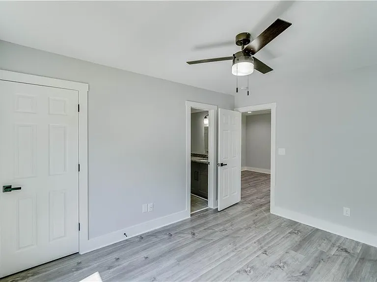 2389 Highpoint Rd #A — Photo 17