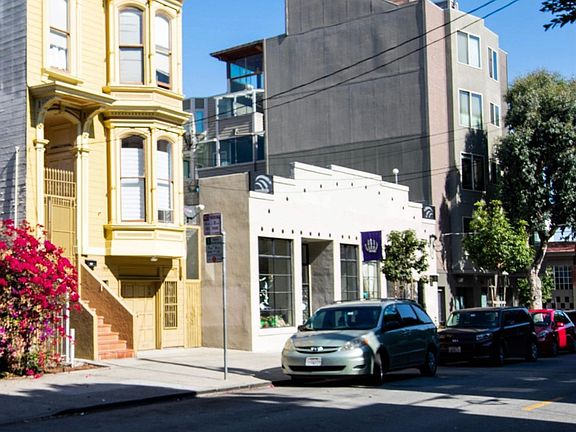 5th image of 3376 20th St #B