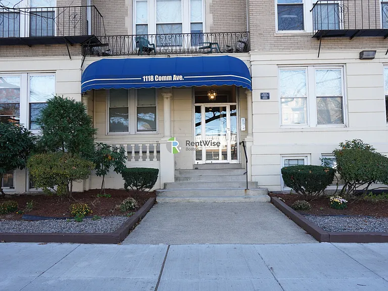 1118 Commonwealth Ave #4 — Photo 8