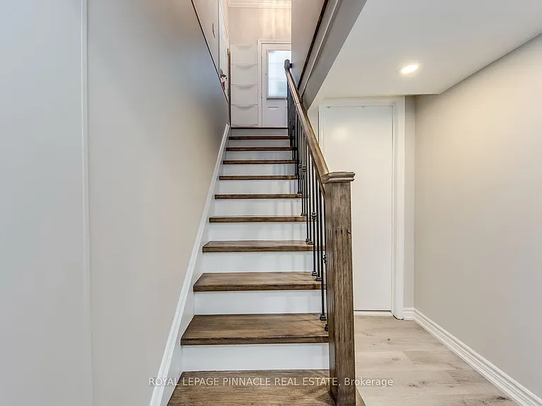 1292 Willowbank Trl #LOWER — Photo 4