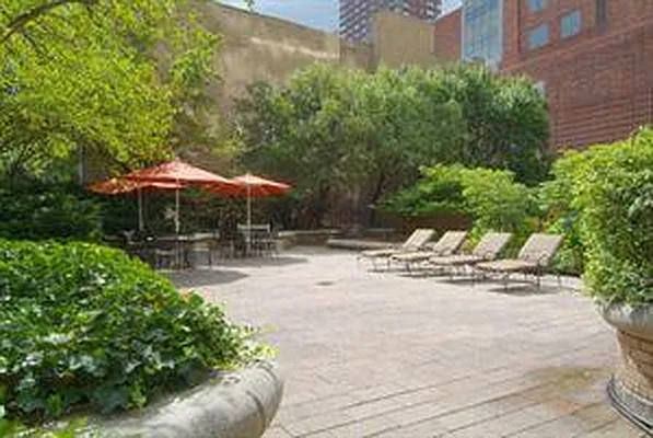 Sold by Real Direct | media 9