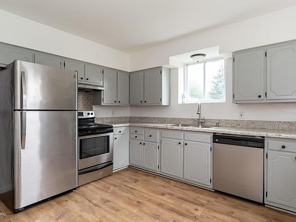 2nd image of 111 Marigold Ave