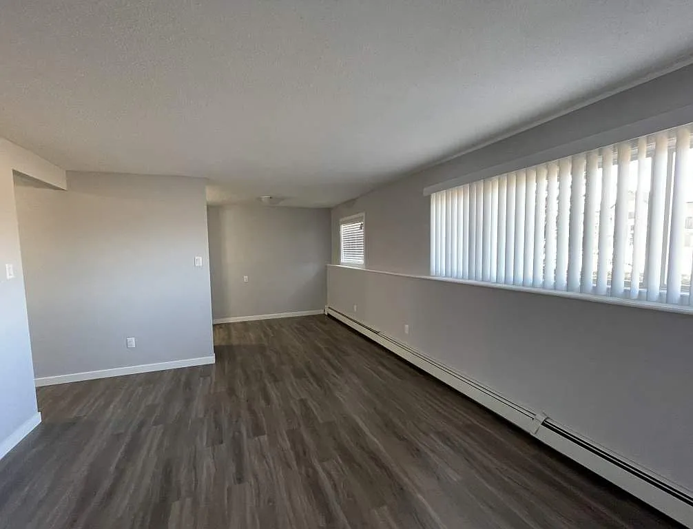 Sikanni Place — Photo 4
