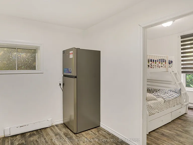 726 Berford St — Photo 15