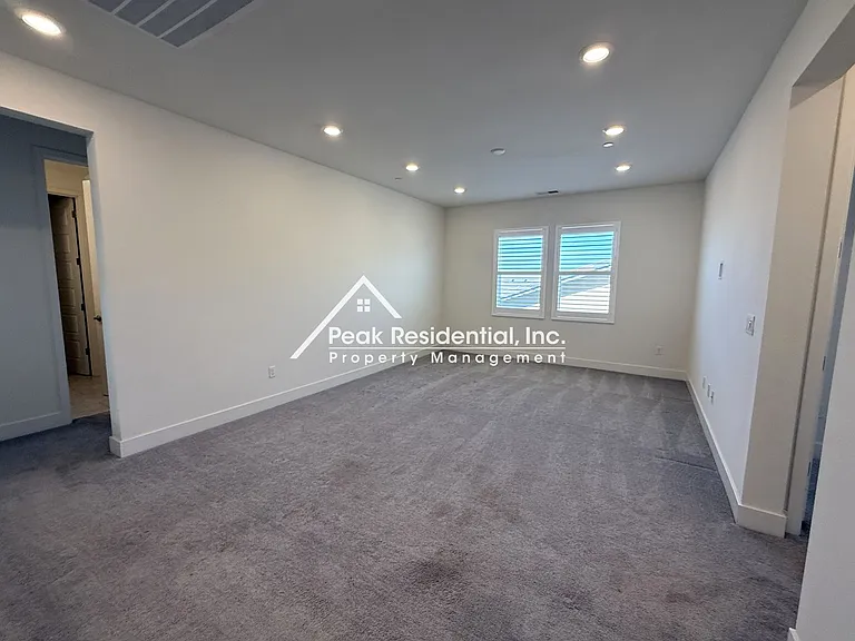3535 Heron Ct — Photo 25