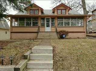 670 25th St, Des Moines, IA 50312