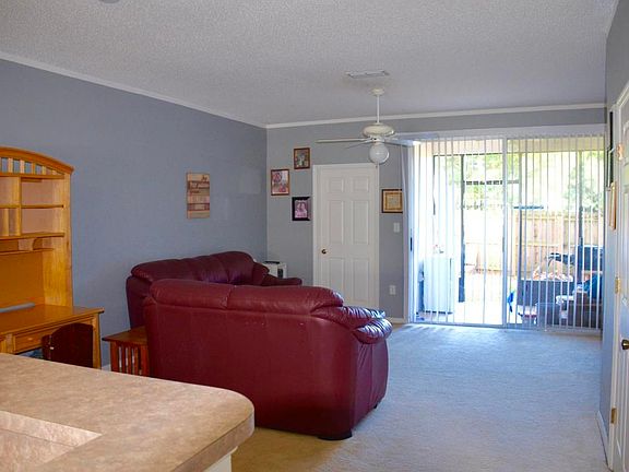 5th image of 291 Marion Pl