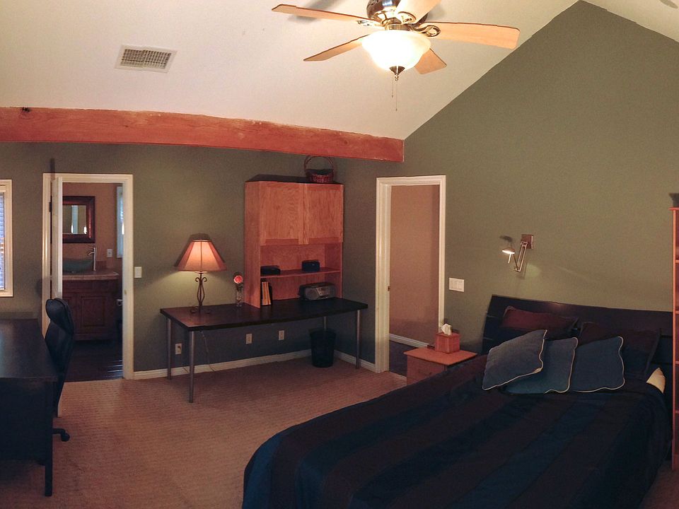 1st image of 3648 Goodland Dr