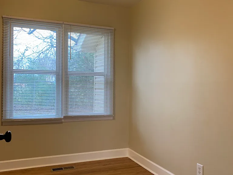 1604 Lucille St NW — Photo 7
