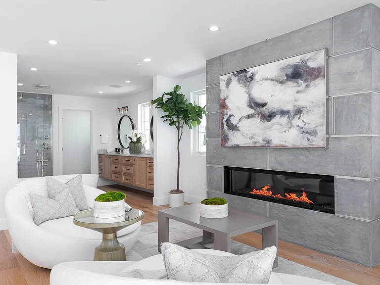 1025 W Balboa Blvd — Photo 32