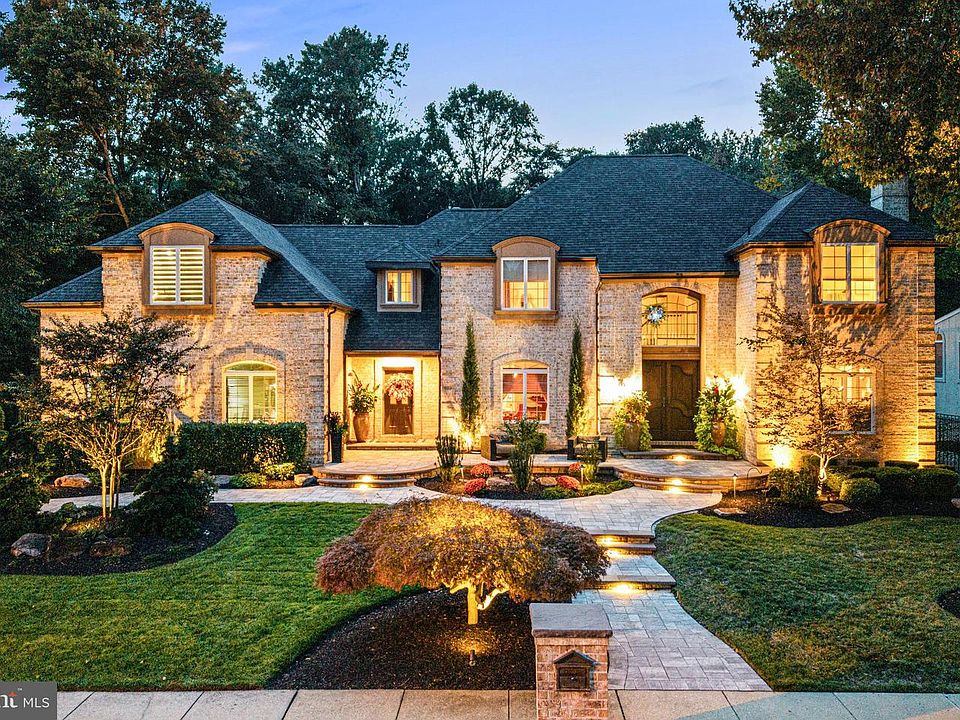 1st image of 53 Stanwyck Rd