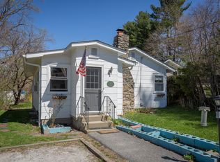 8 Bolling Rd, Yorktown Heights, NY 10598