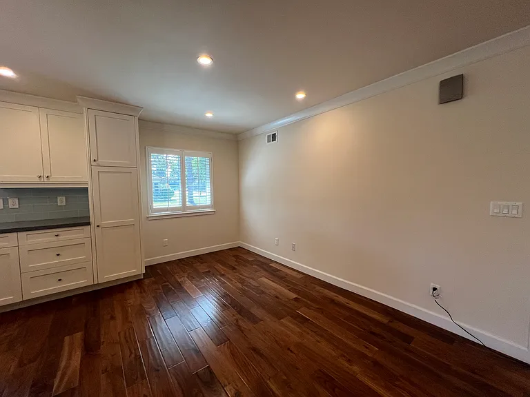 Breakfast nook