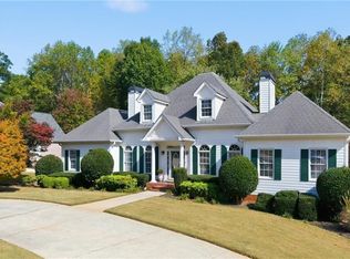 5640 Shamrock Ln, Douglasville, GA 30135
