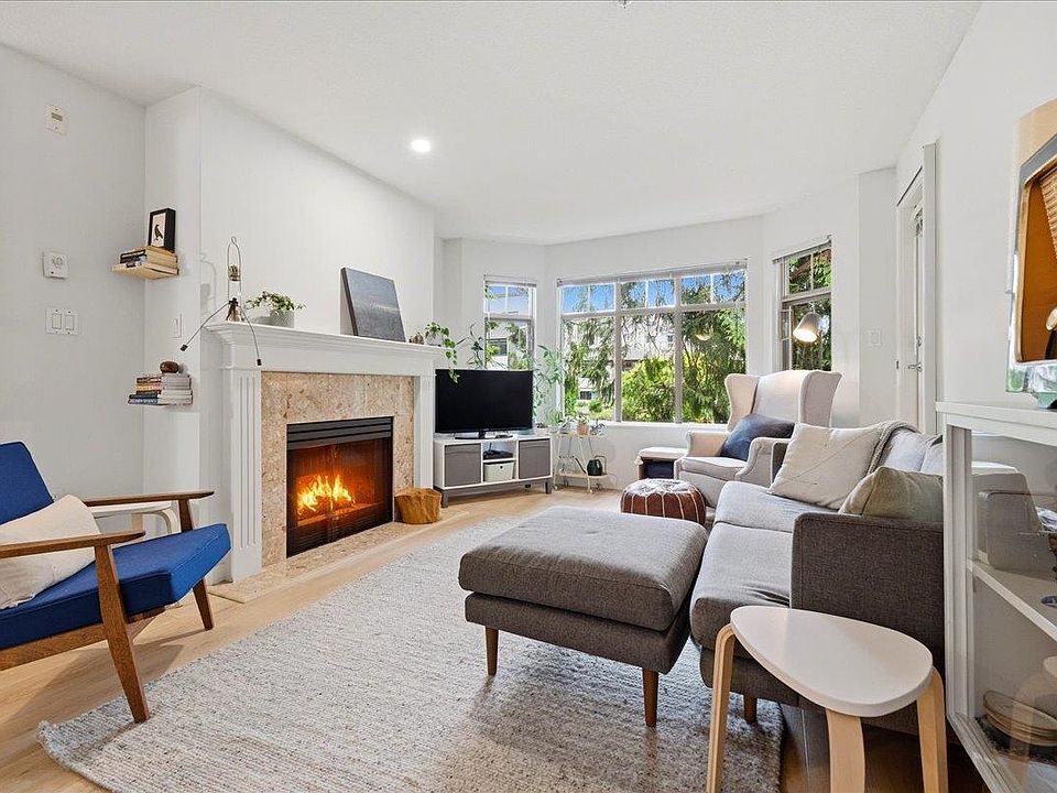 1st image of 2059 Chesterfield Ave #411