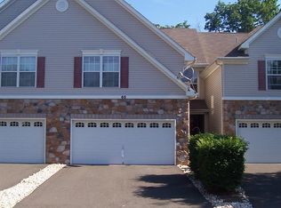 65 Heath Ct, Pennington, NJ 08534