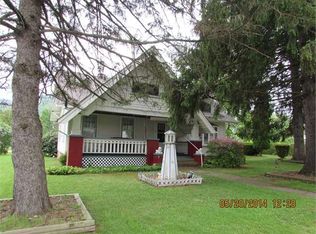 90 Park Ave, North Bend, PA 17760