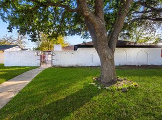 6930 Thornwood Dr, Dallas, TX 75227