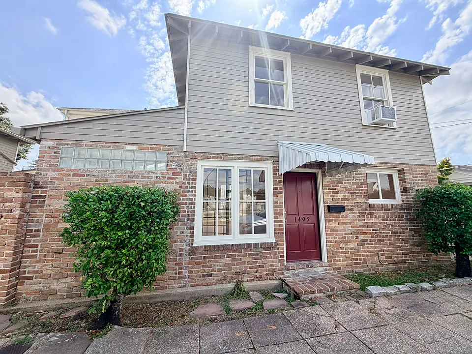 1403 Joseph St